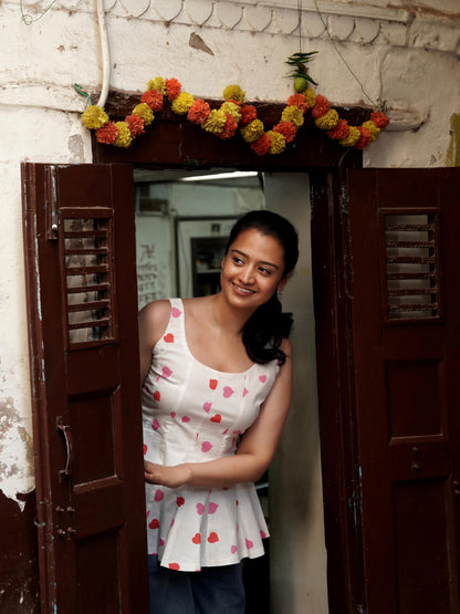 Dilruba Sleeveless Kurti