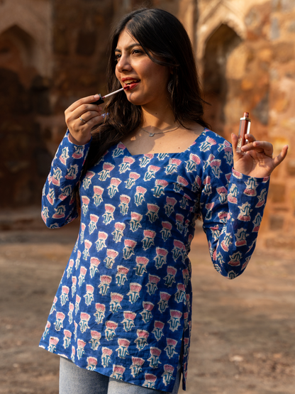 Neer Sleeved Kurti