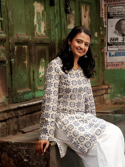 Masakali Bell Sleeved Kurti