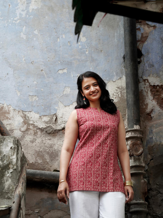 Pardesiya Sleeveless Kurti