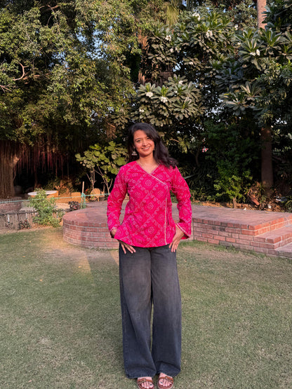 Pink Bandhani wrap-tie kurti