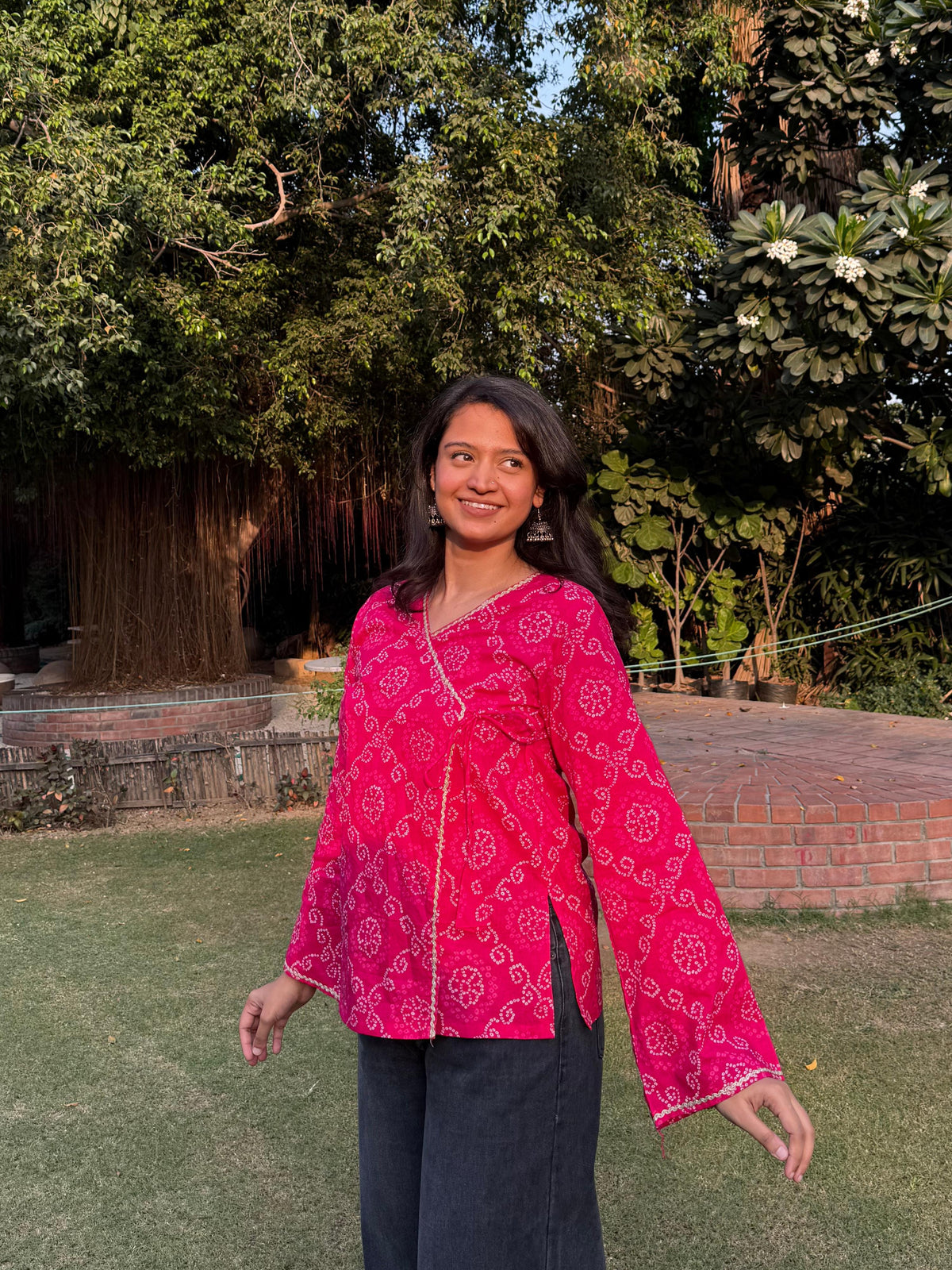 Pink Bandhani wrap-tie kurti