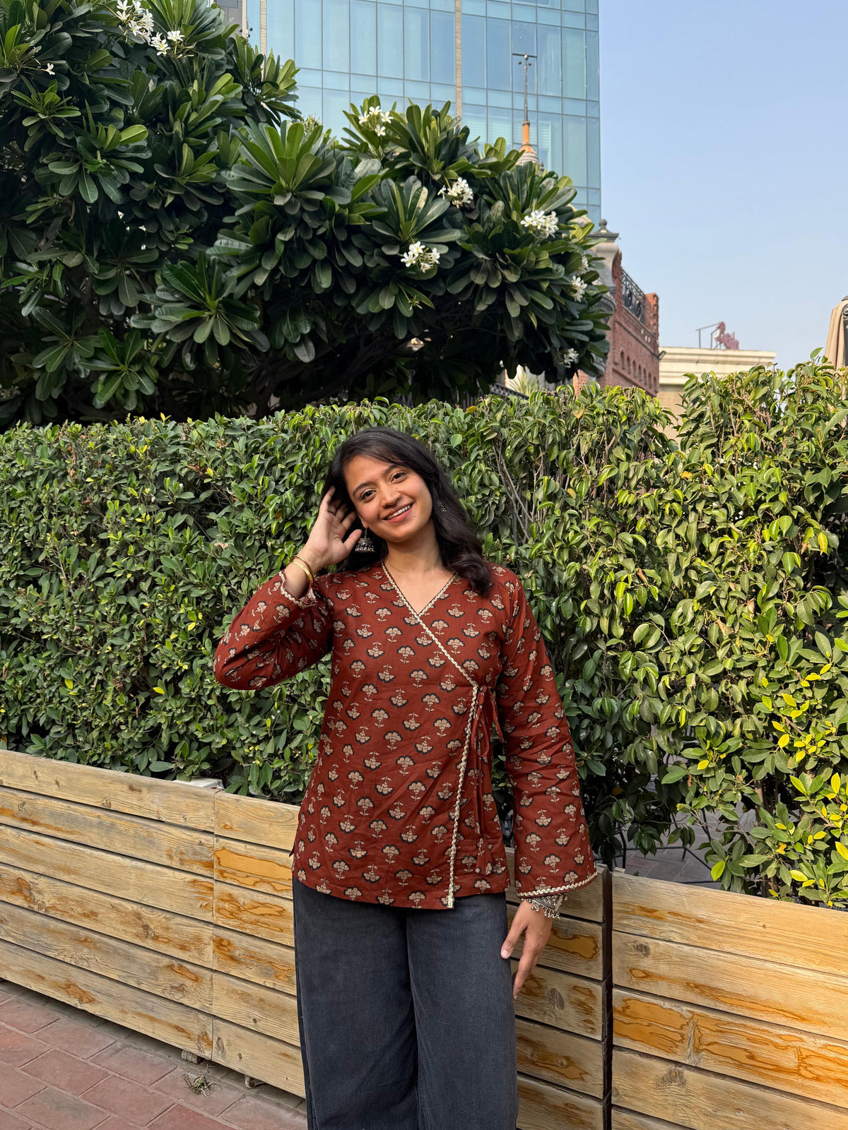 Brown Bandhani wrap-tie kurti